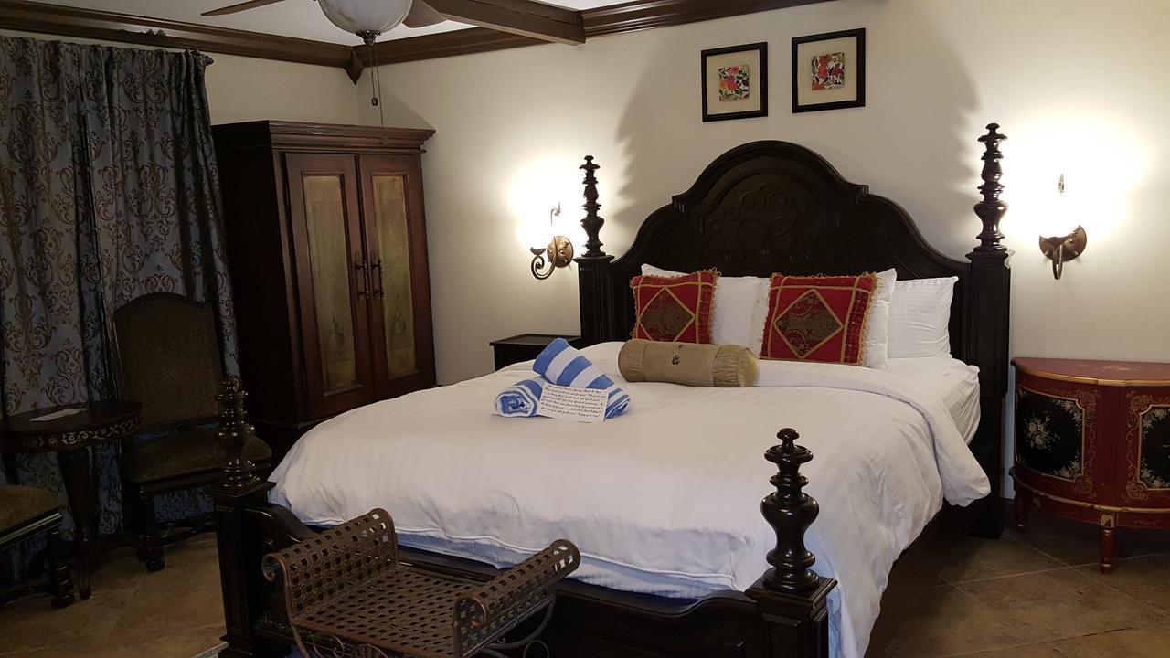 דזרט הוט ספרינגס Tuscan Springs Hotel & Spa מראה חיצוני תמונה